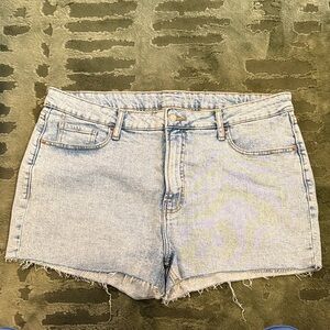 Old Navy Light Blue Frayed Hem Denim Shorts